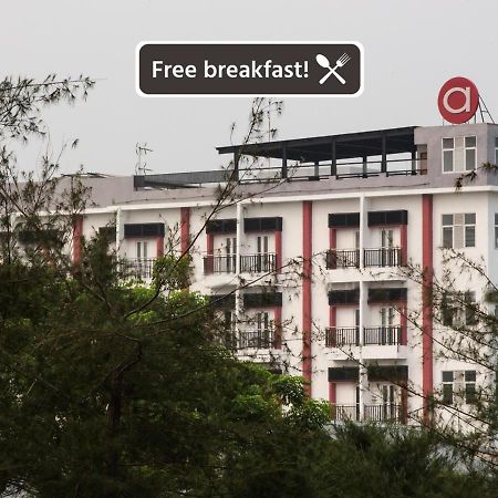 Amaris Hotel Bengkulu Buitenkant foto