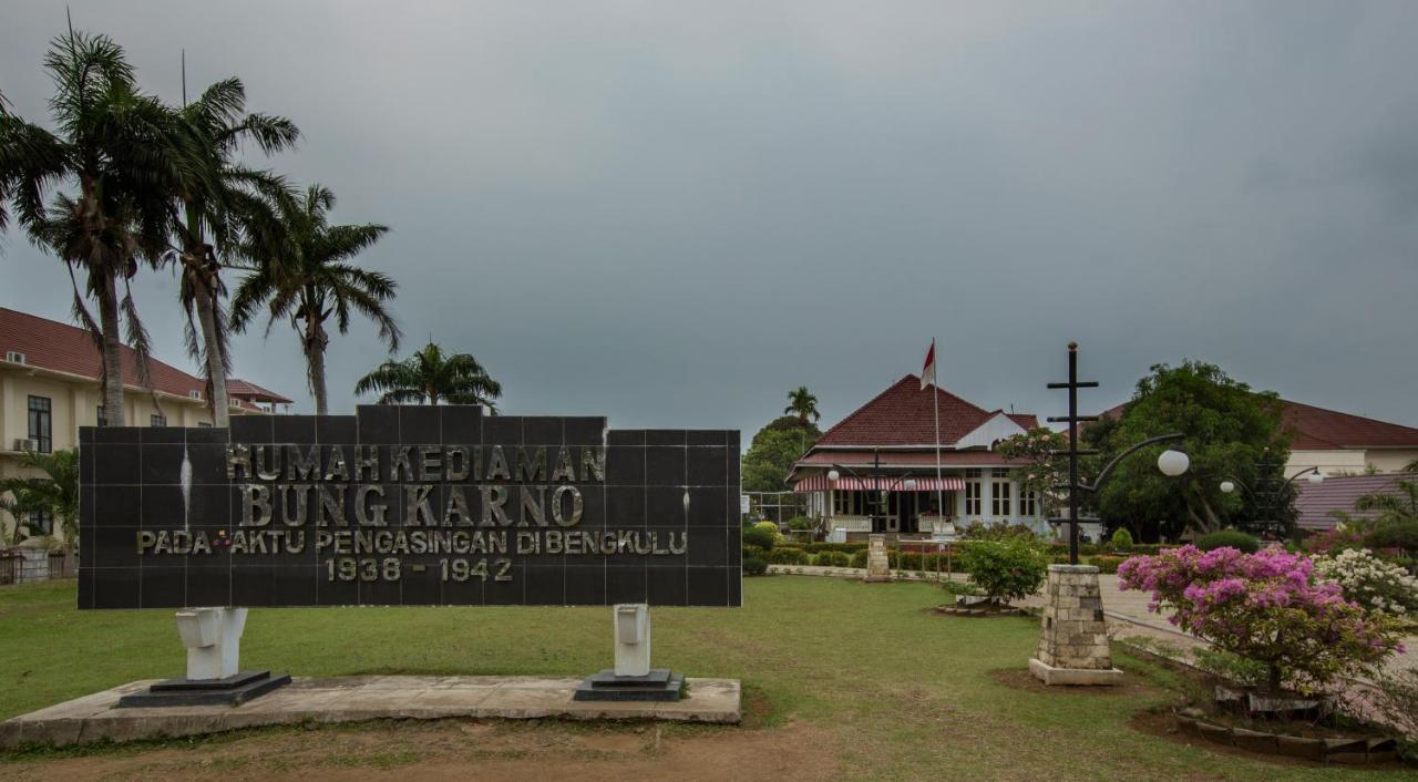 Amaris Hotel Bengkulu Buitenkant foto